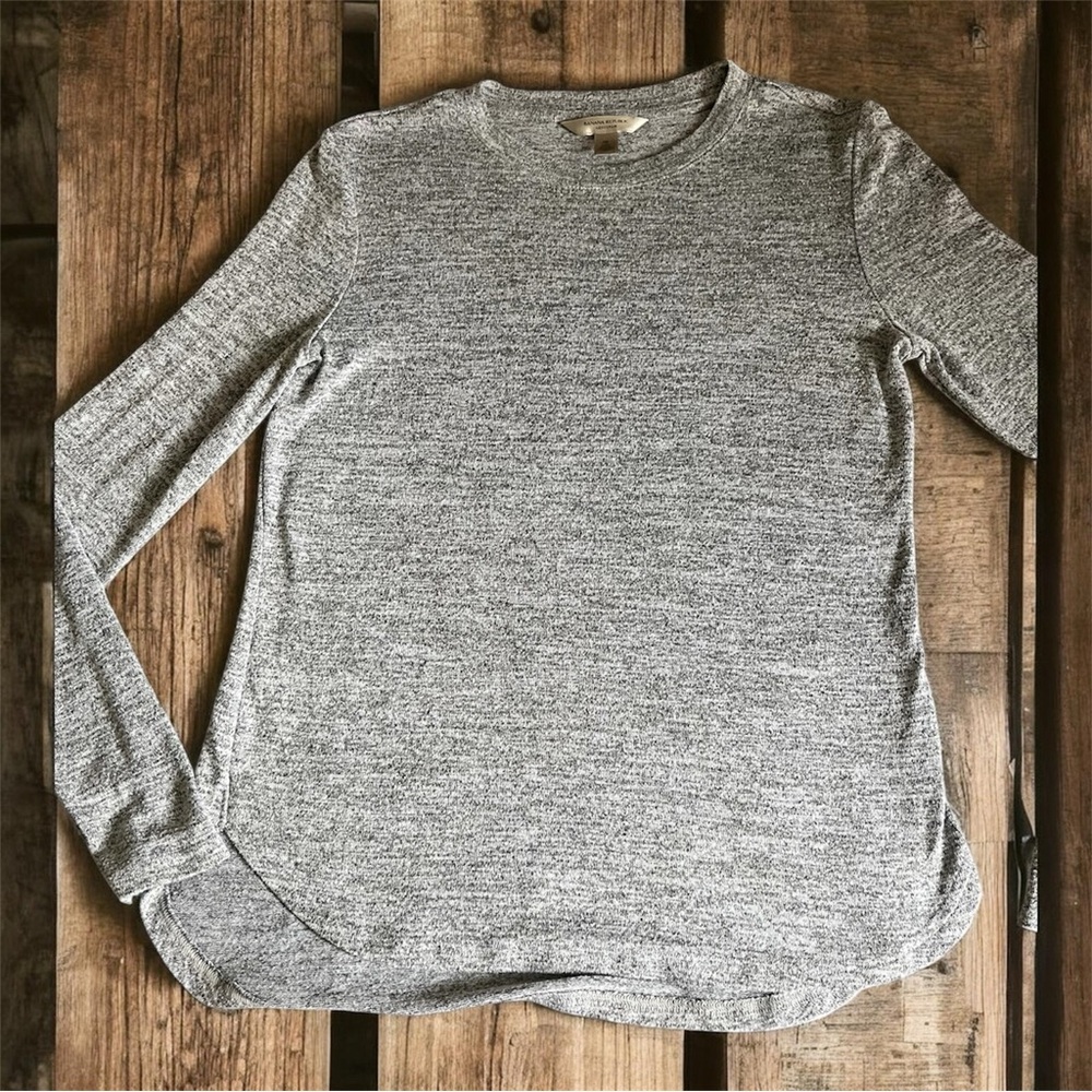 Banana Republic Heathered Gray XS super soft Luxespin Material Jersey/Sweater